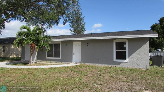 309 Bayview Ter, Port St Lucie, FL 34983