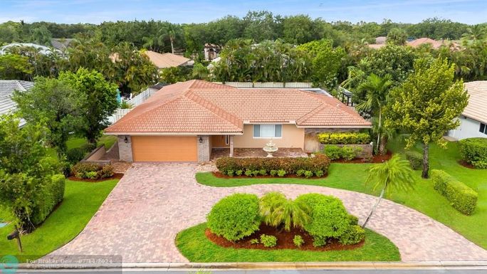 10348 15th St, Coral Springs, FL 33071
