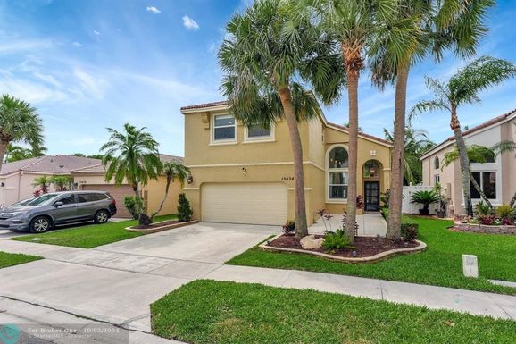 15654 14th Court, Pembroke Pines, FL 33028