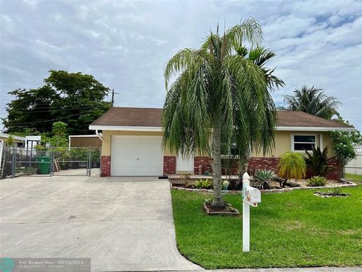 1831 98th Ter, Miramar, FL 33025