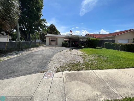 3621 13th Ave, Pompano Beach, FL 33064