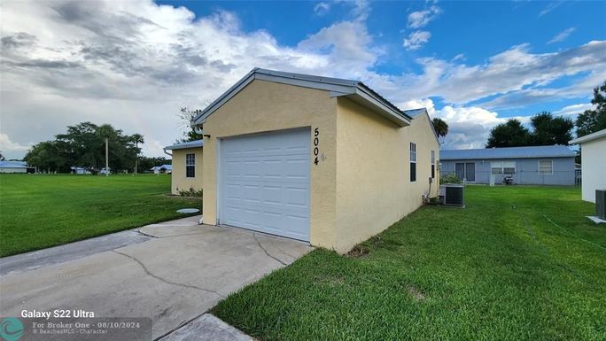 5004 43rd st, Okeechobee, FL 34974