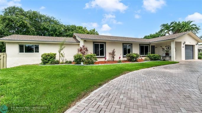 431 Old Hiatus, Plantation, FL 33325