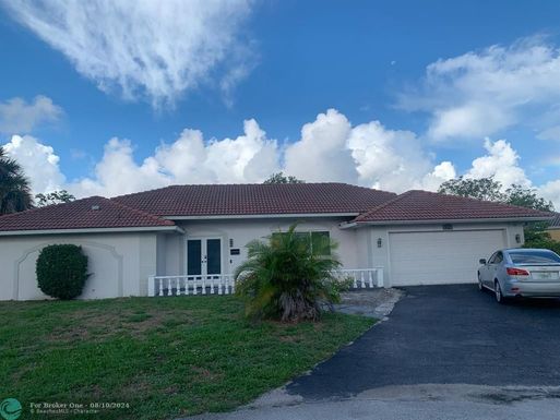 5507 GUAVA CIR, Tamarac, FL 33319