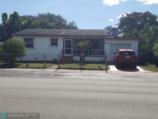 2426 Fillmore St, Hollywood, FL 33020