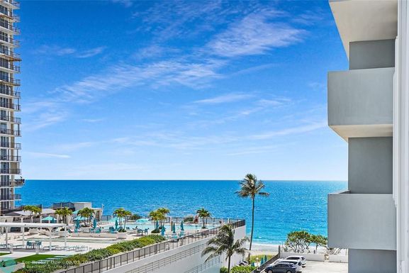 4250 Galt Ocean Dr, Fort Lauderdale, FL 33308