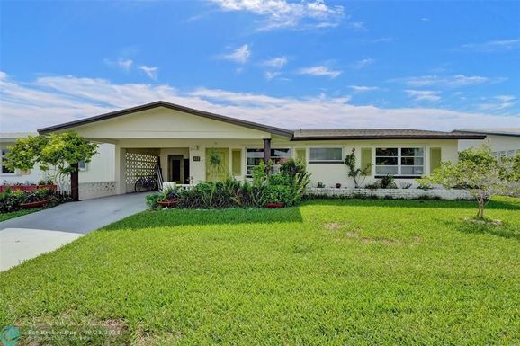 4712 41st Ave, Tamarac, FL 33319