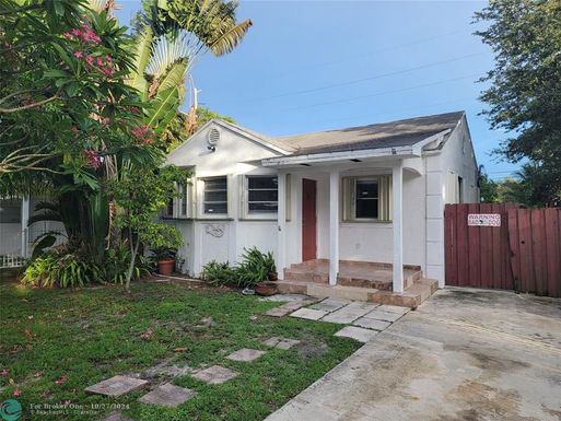 2238 Cleveland St, Hollywood, FL 33020