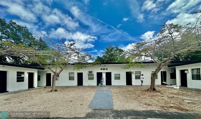 424 15th Ter, Fort Lauderdale, FL 33311