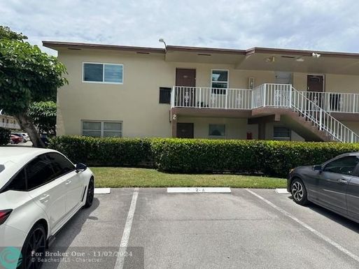 7305 Atlantic Blvd, Margate, FL 33063