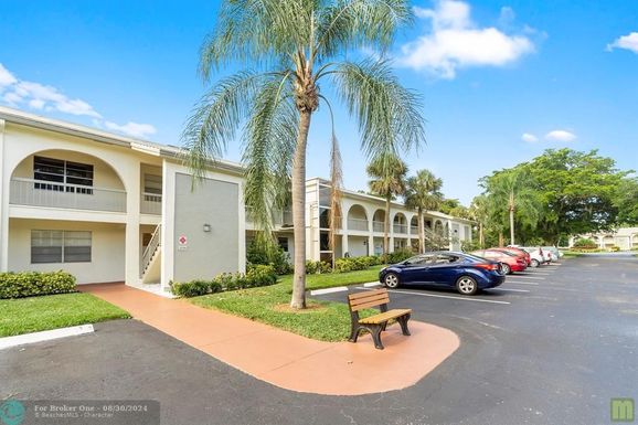 2701 Nassau Bnd, Coconut Creek, FL 33066