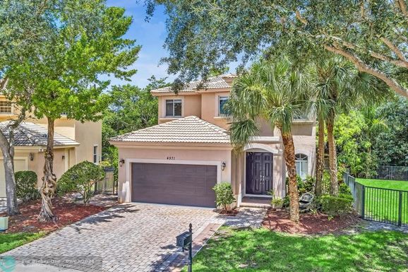 4971 Cypress Way, Coconut Creek, FL 33073