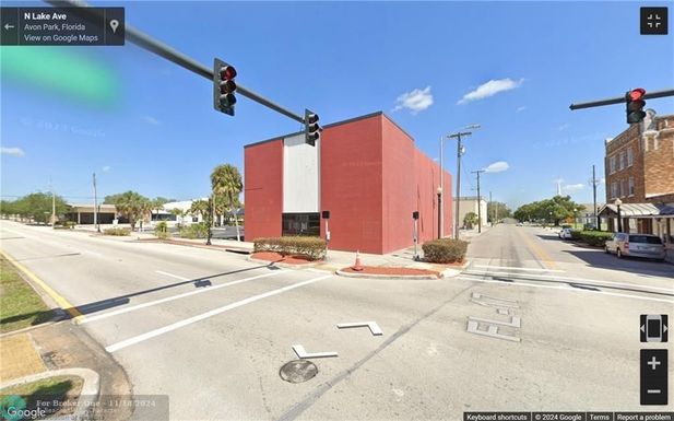 2 Main St, Avon Park, FL 33825