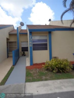 7366 34th St, Lauderhill, FL 33319