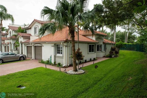 5001 114th Ct, Doral, FL 33178