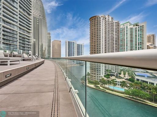 495 Brickell Ave, Miami, FL 33131