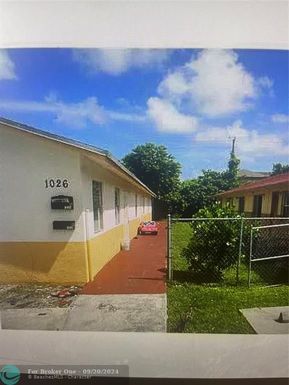 1026 8th Ave, Fort Lauderdale, FL 33311