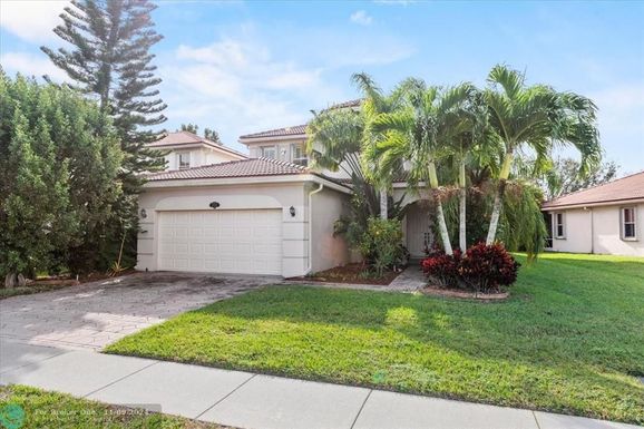 10514 Galleria St, Wellington, FL 33414