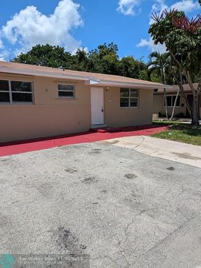 5634 Taylor St, Hollywood, FL 33021