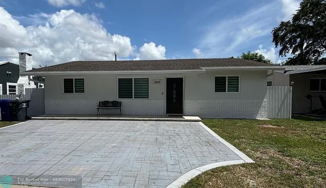 6129 Mayo St, Hollywood, FL 33023