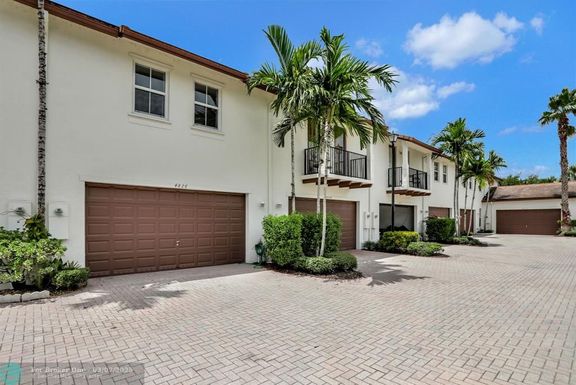 4826 Acadian Trl, Coconut Creek, FL 33073