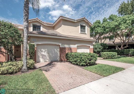 4232 VINEYARD CIR, Weston, FL 33332