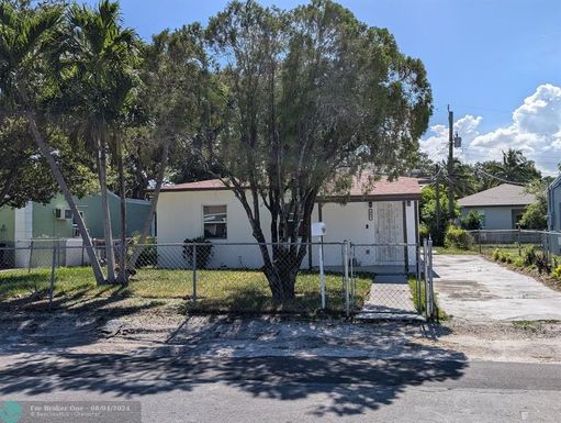 809 15th Ter, Fort Lauderdale, FL 33311