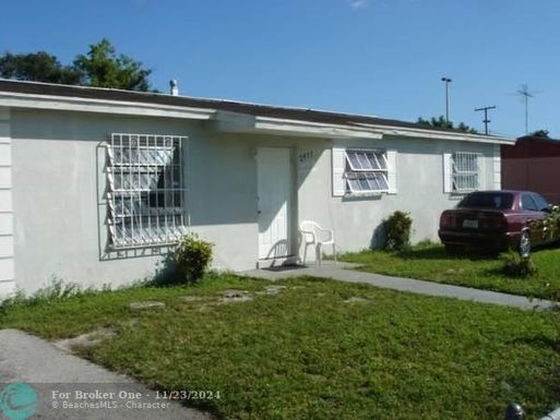 2971 179th St, Miami Gardens, FL 33056