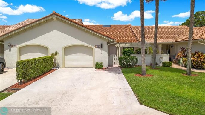 21560 Coronado Ave, Boca Raton, FL 33433