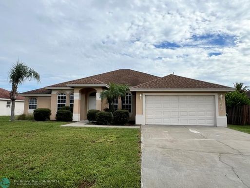 625 Jacoby Ave, Port St Lucie, FL 34953