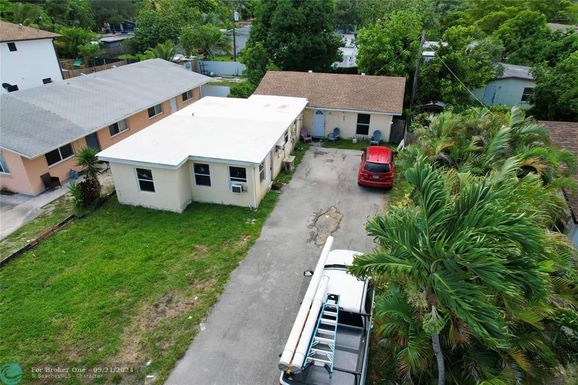 414 60th Way #1-2, Hollywood, FL 33024