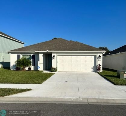 1099 Dania Circle, Palm Bay, FL 32905