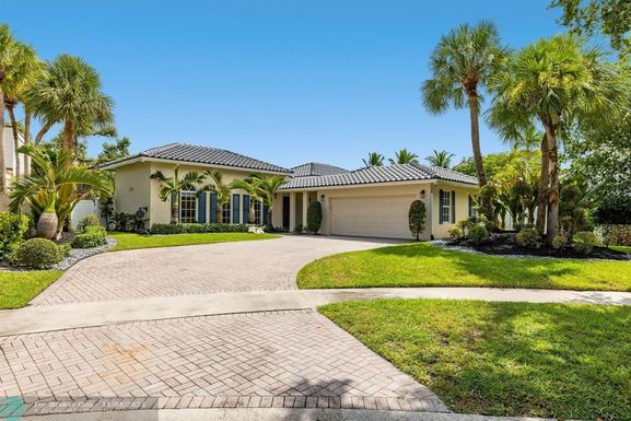 3830 31st Ter, Hollywood, FL 33021