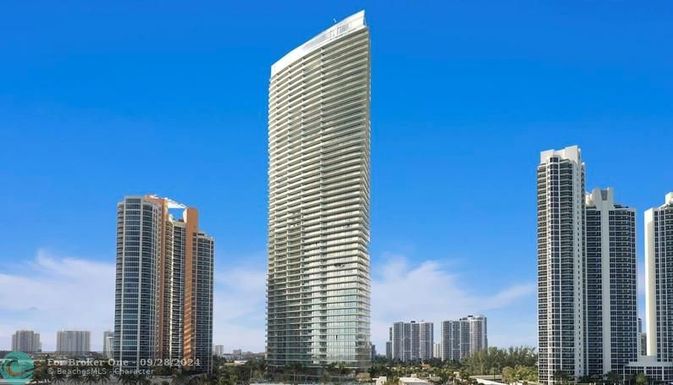 18975 Collins Ave, Sunny Isles Beach, FL 33160