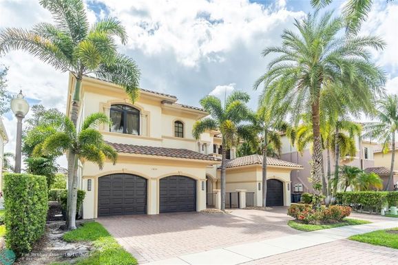 17894 Monte Vista Dr, Boca Raton, FL 33496