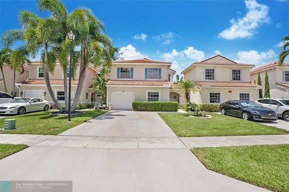 7637 Edisto Dr, Lake Worth, FL 33467