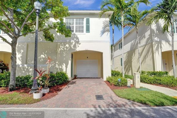 713 2nd Ave, Pompano Beach, FL 33060