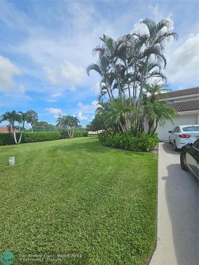 8650 Eagle Run Dr, Boca Raton, FL 33434