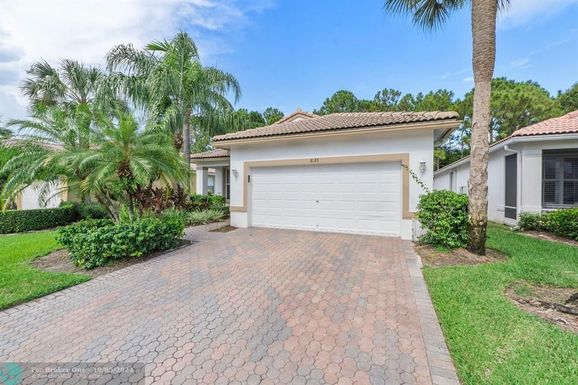 8187 Bellafiore Way, Boynton Beach, FL 33472