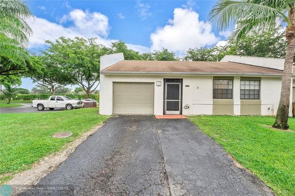 4990 9th Way, Deerfield Beach, FL 33064