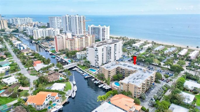 1421 Ocean Blvd, Pompano Beach, FL 33062