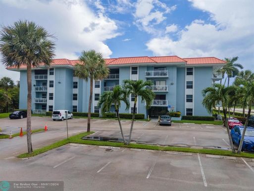 505 Pine Island Rd, Plantation, FL 33324