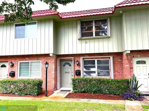 28 20th Ct, Wilton Manors, FL 33305