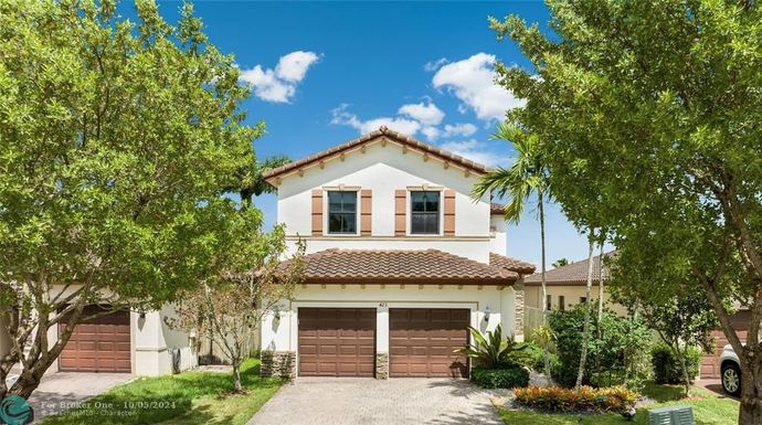 423 33rd Ter, Homestead, FL 33033