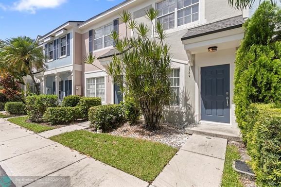 3369 Confetti Ln, Margate, FL 33063