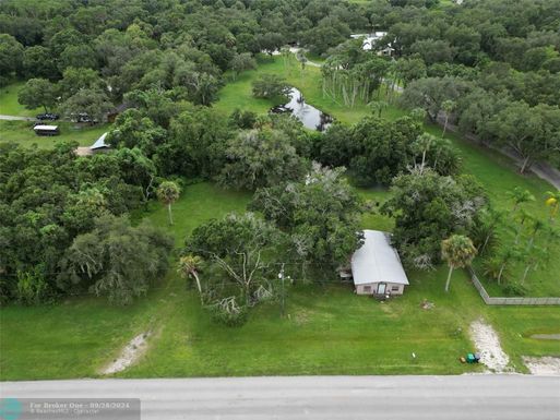 4050 16th St, Okeechobee, FL 34974