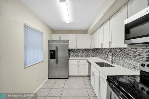 4218 Inverrary Blvd, Lauderhill, FL 33319