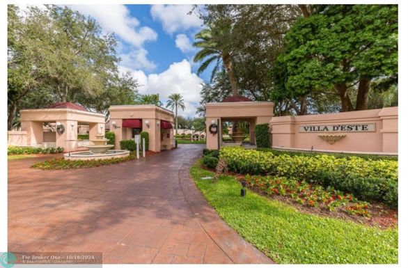 686 Deer Creek Via Verona, Deerfield Beach, FL 33442