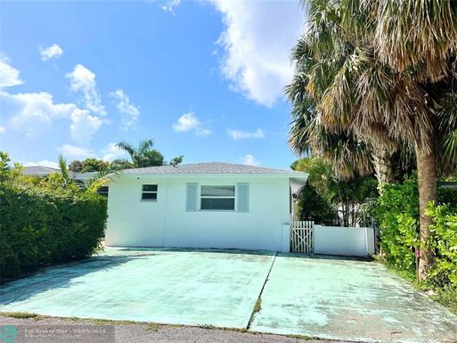 1651 25th Ave, Pompano Beach, FL 33062