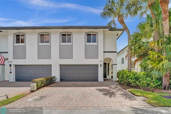 2766 Treasure Cove Cir, Fort Lauderdale, FL 33312